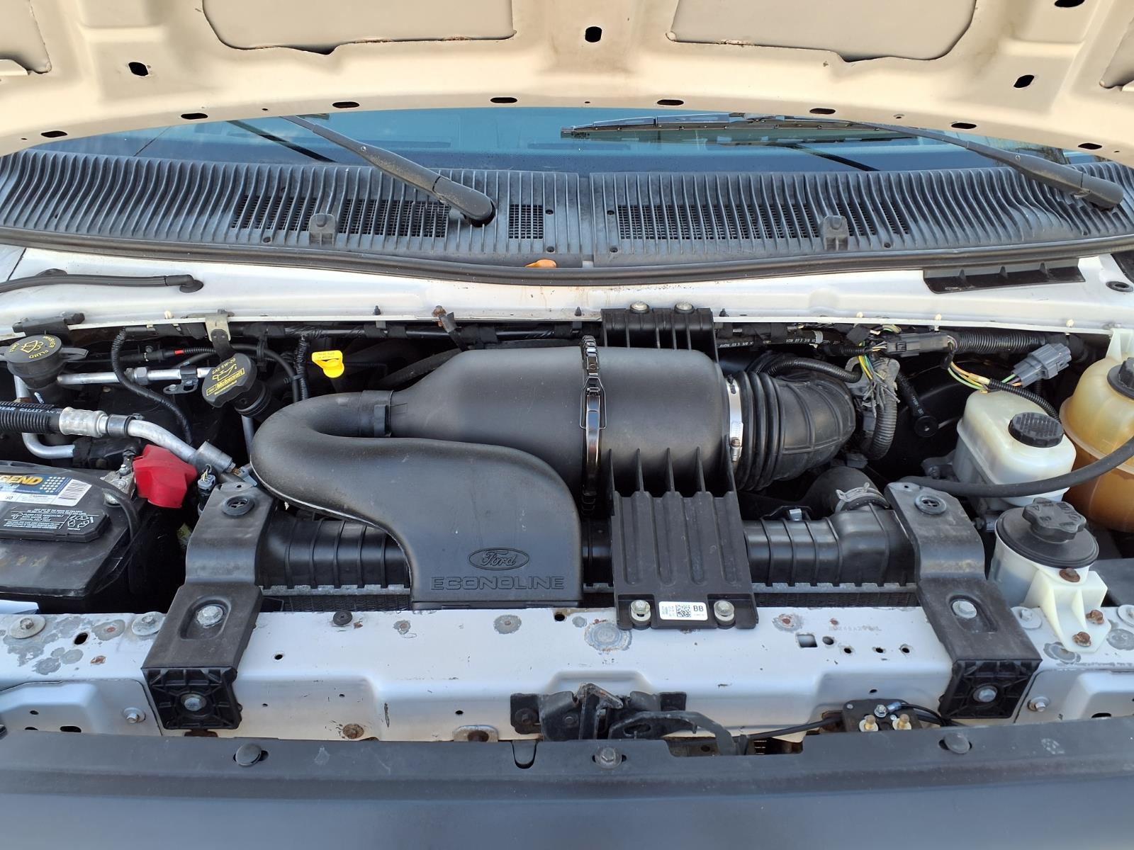 Used 2013 Ford E-250 - photo 27