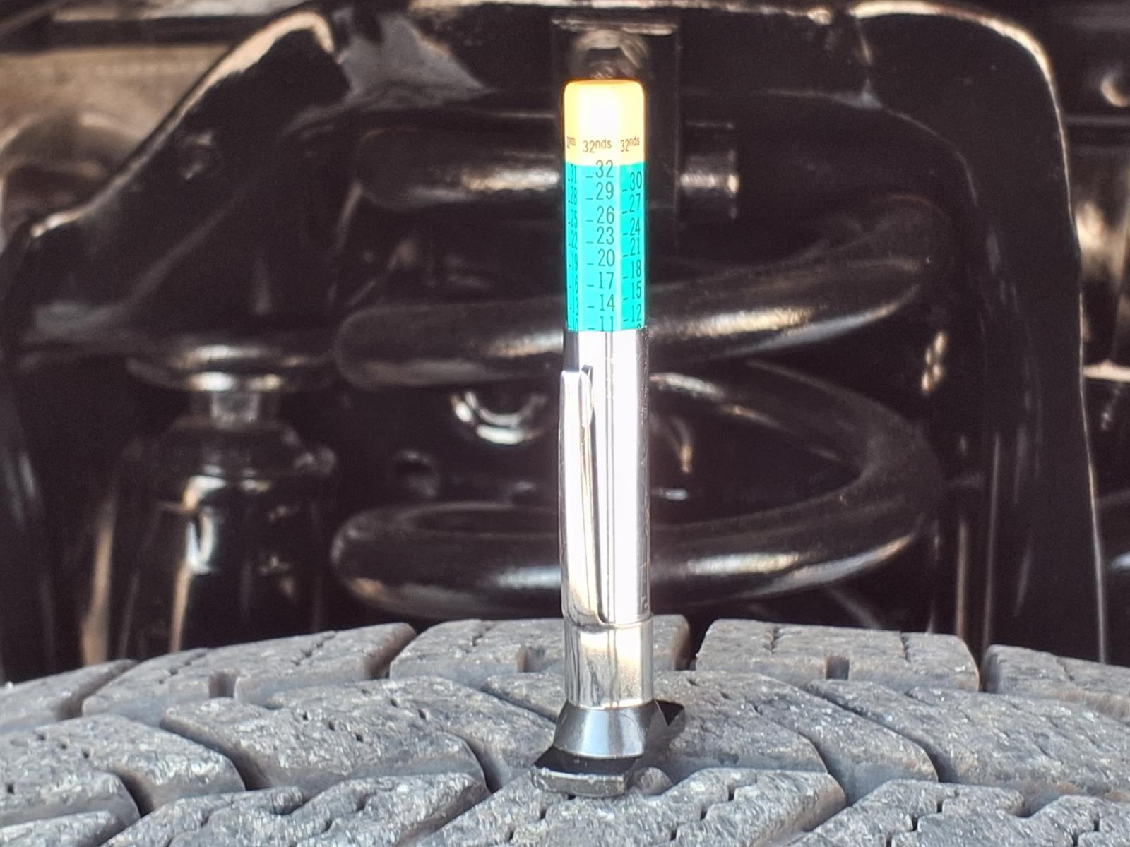 Used 2013 Ford E-250 - photo 36