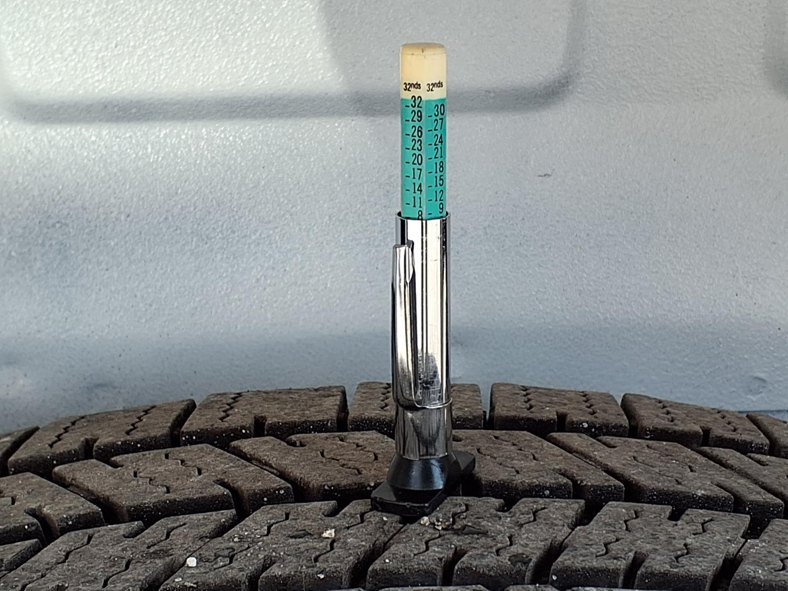 Used 2013 Ford E-250 - photo 40
