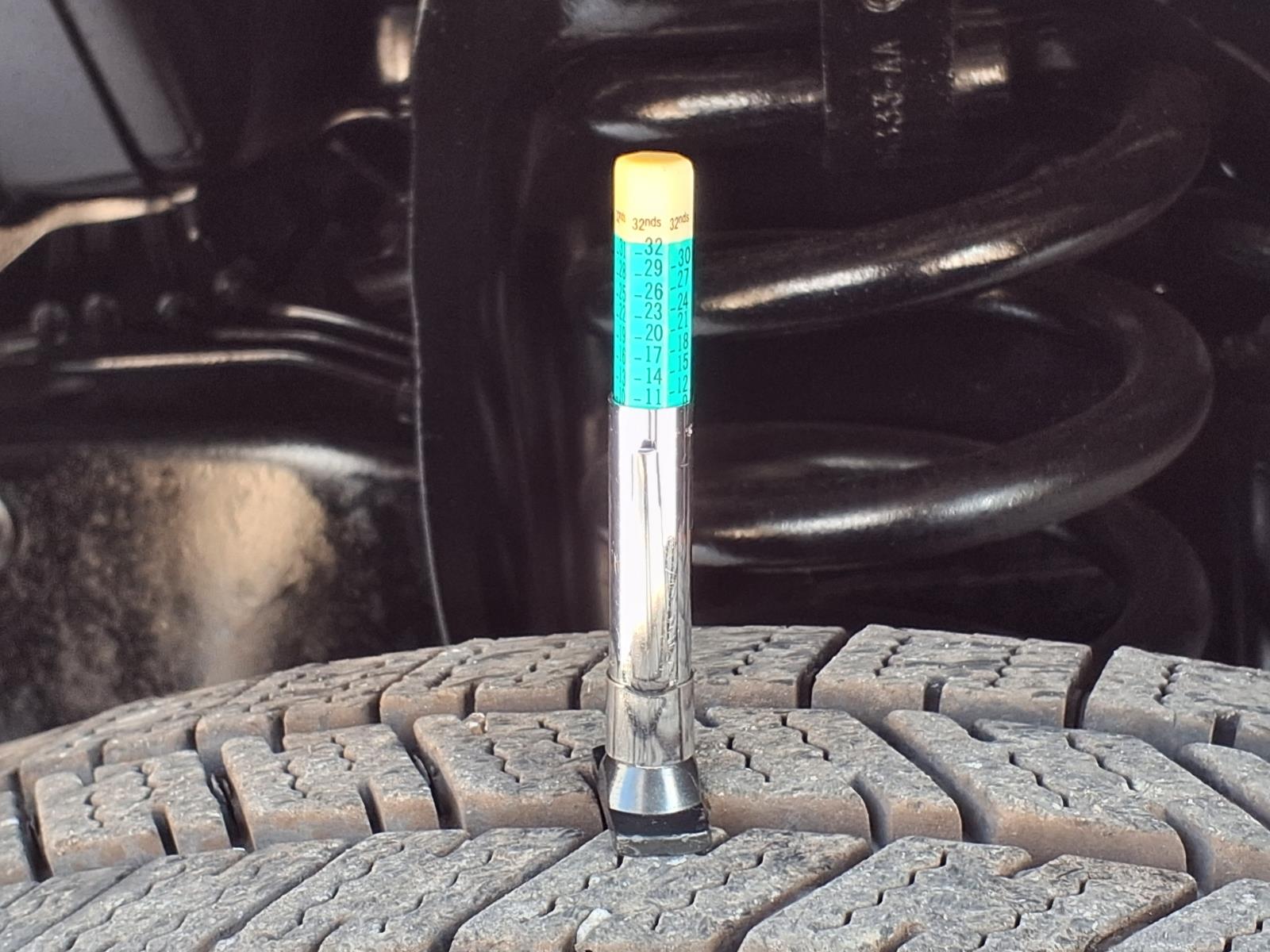 Used 2013 Ford E-250 - photo 42