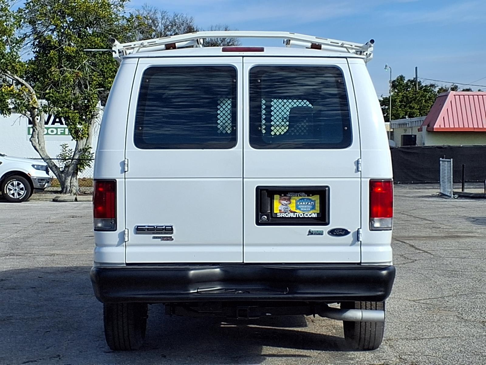 Used 2013 Ford E-250 - photo 7