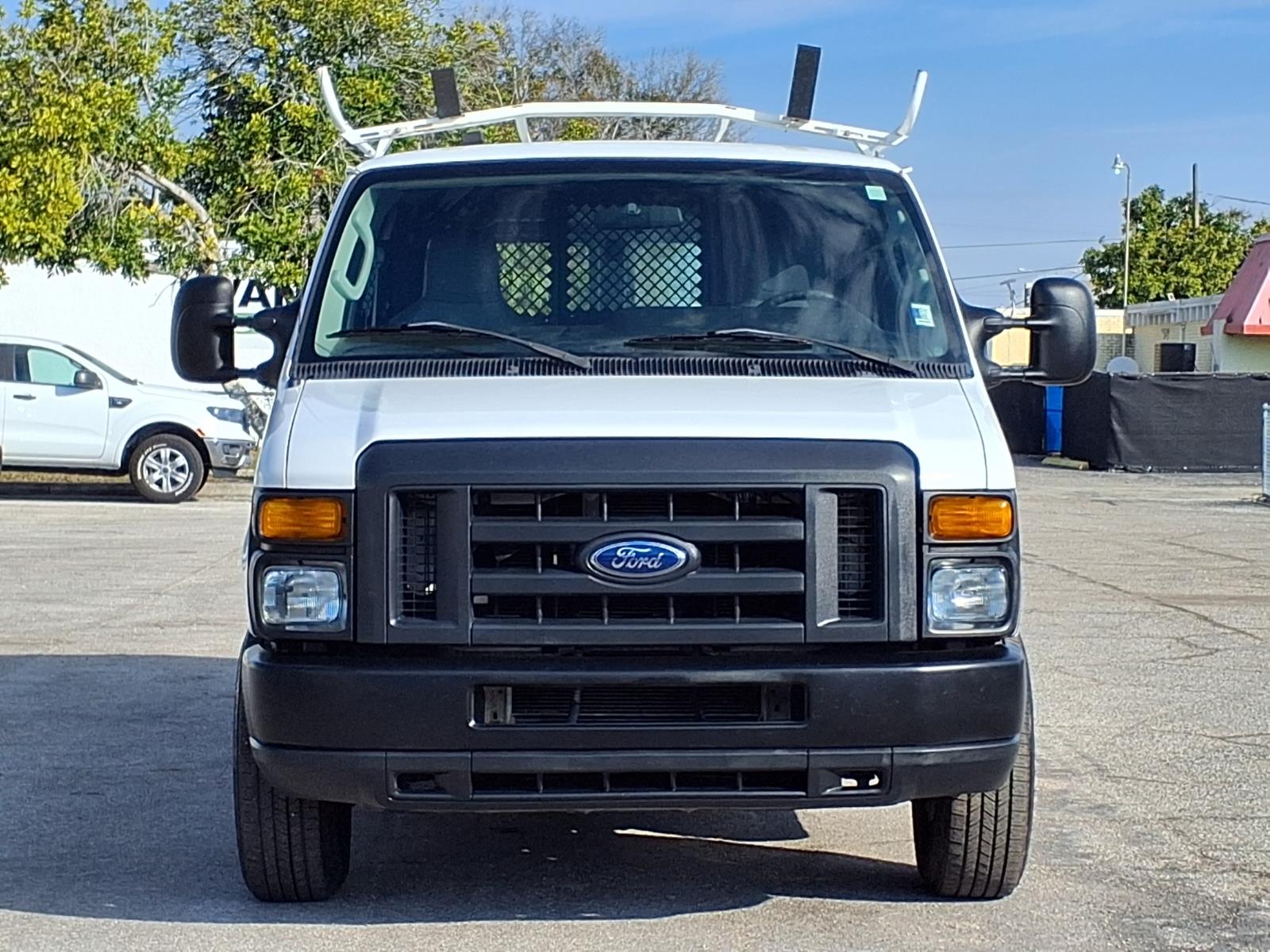Used 2013 Ford E-250 - photo 11