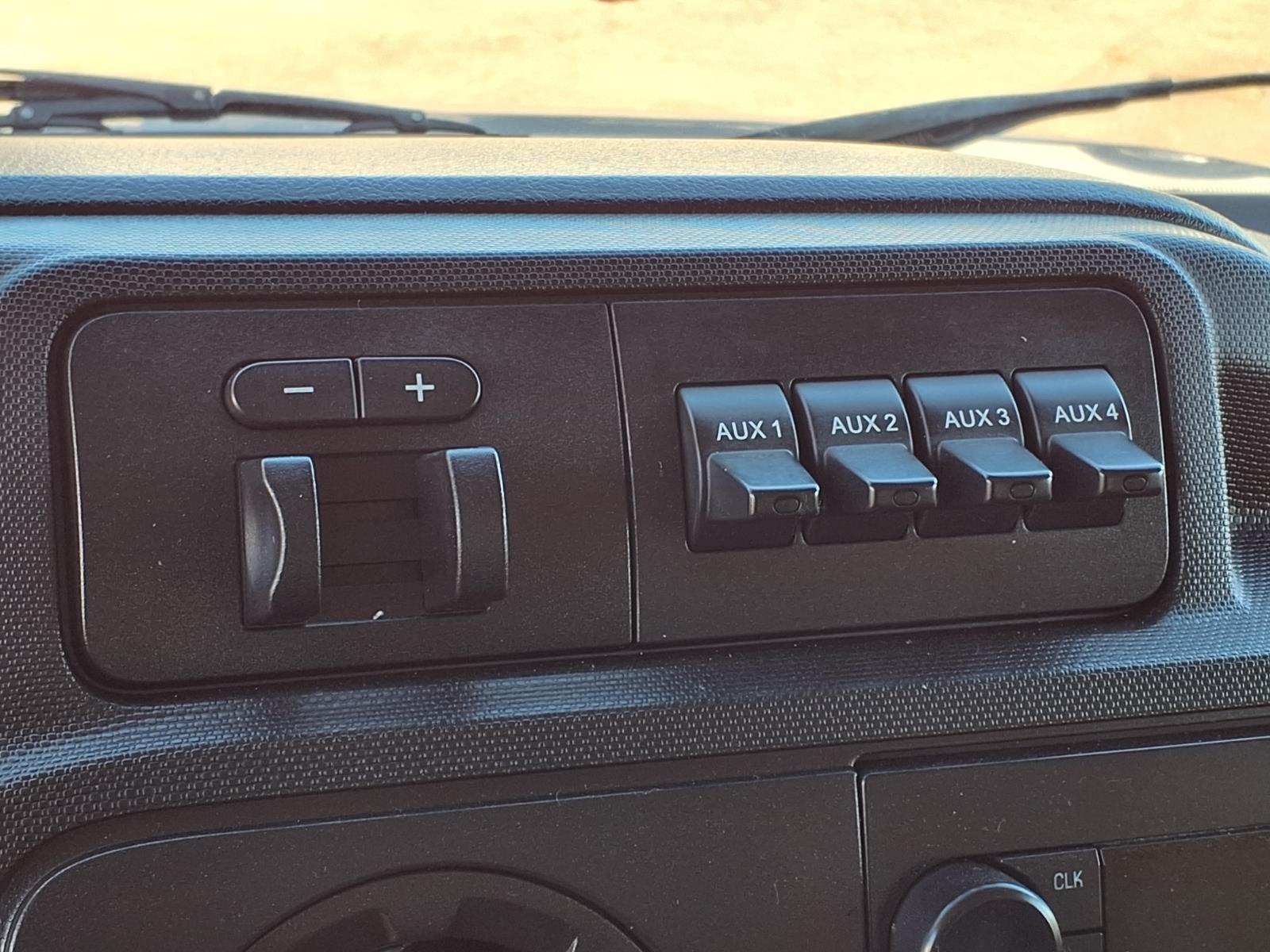 Used 2012 Ford E-250 - photo 31