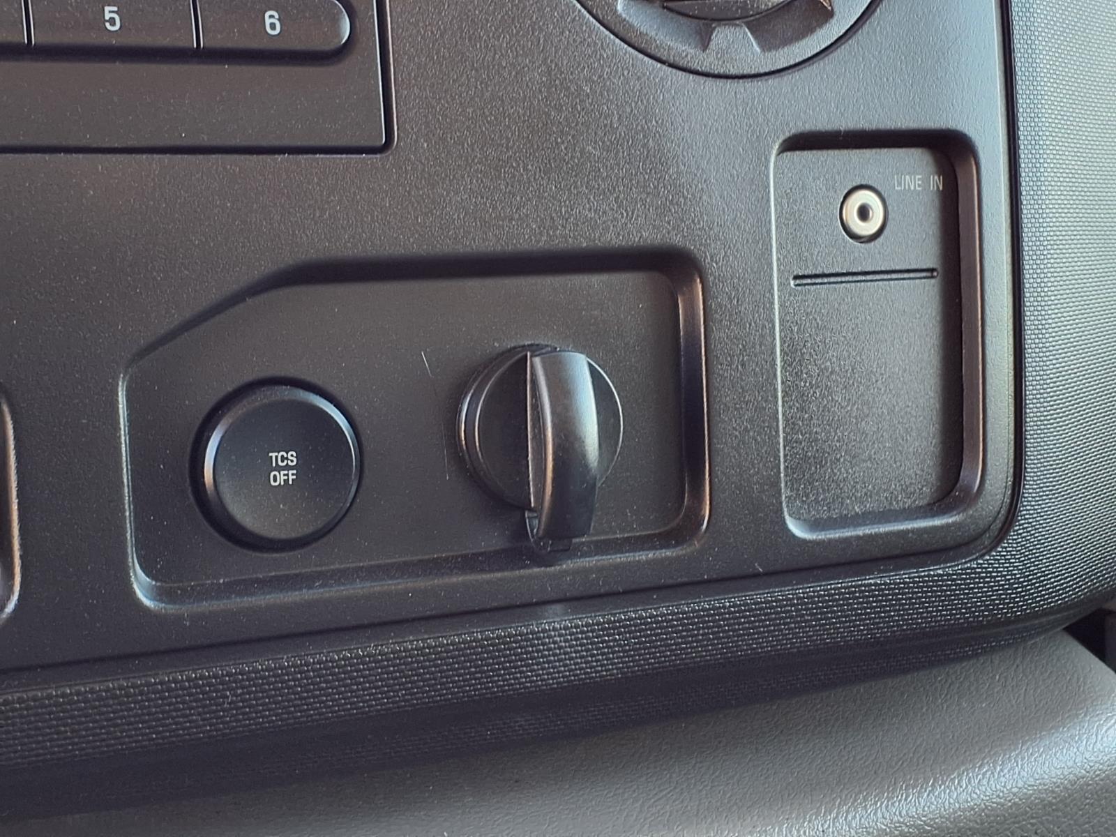 Used 2012 Ford E-250 - photo 32