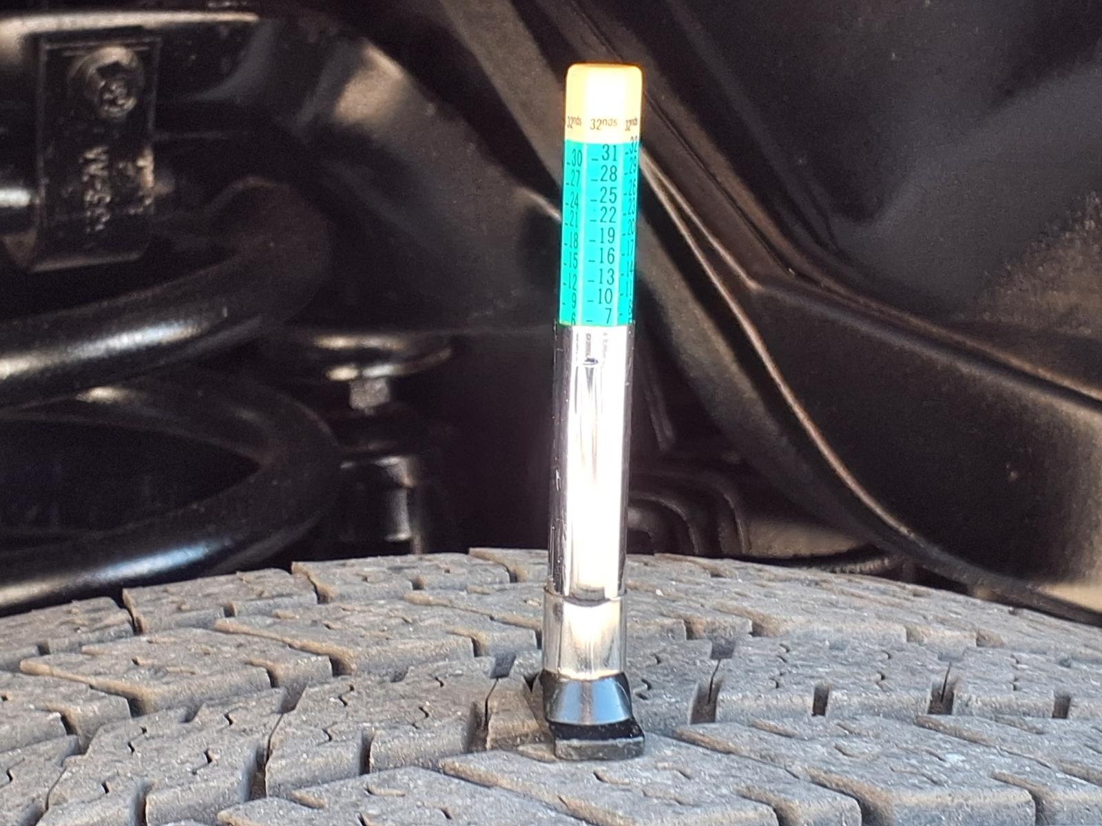Used 2012 Ford E-250 - photo 45