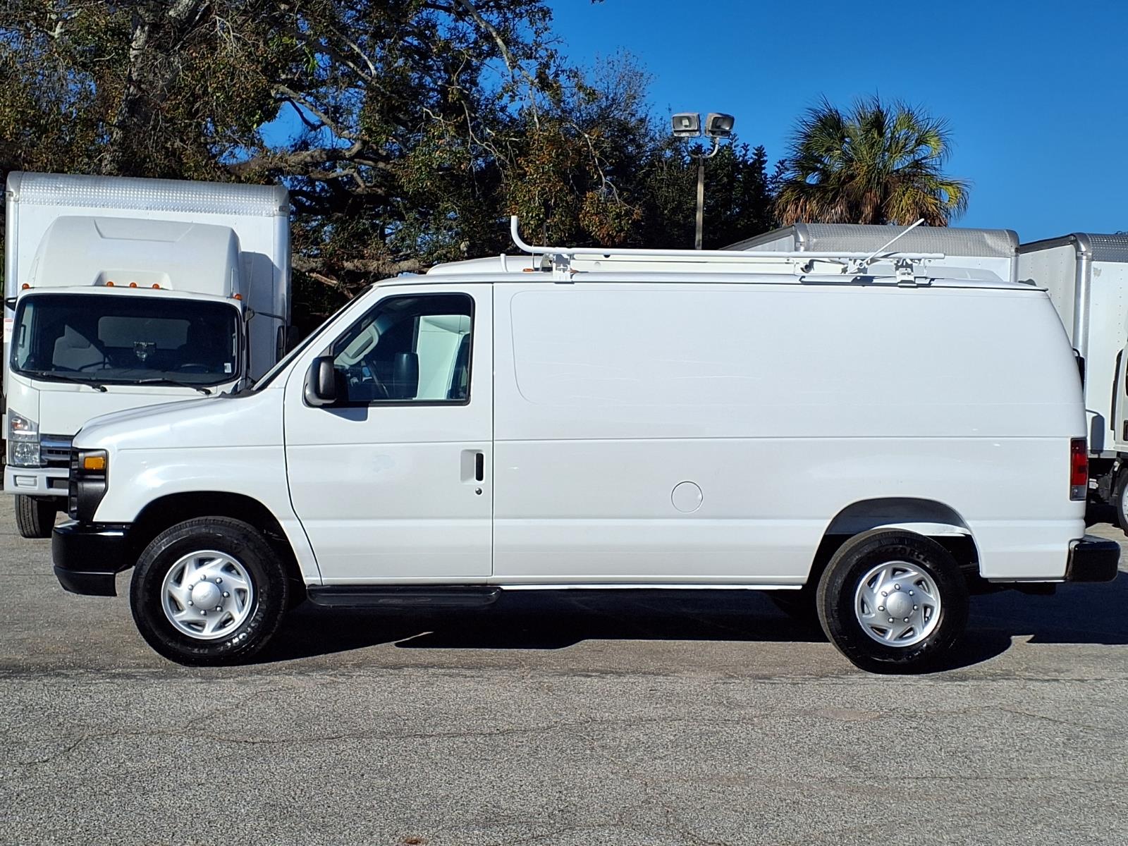 Used 2012 Ford E-250 - photo 9