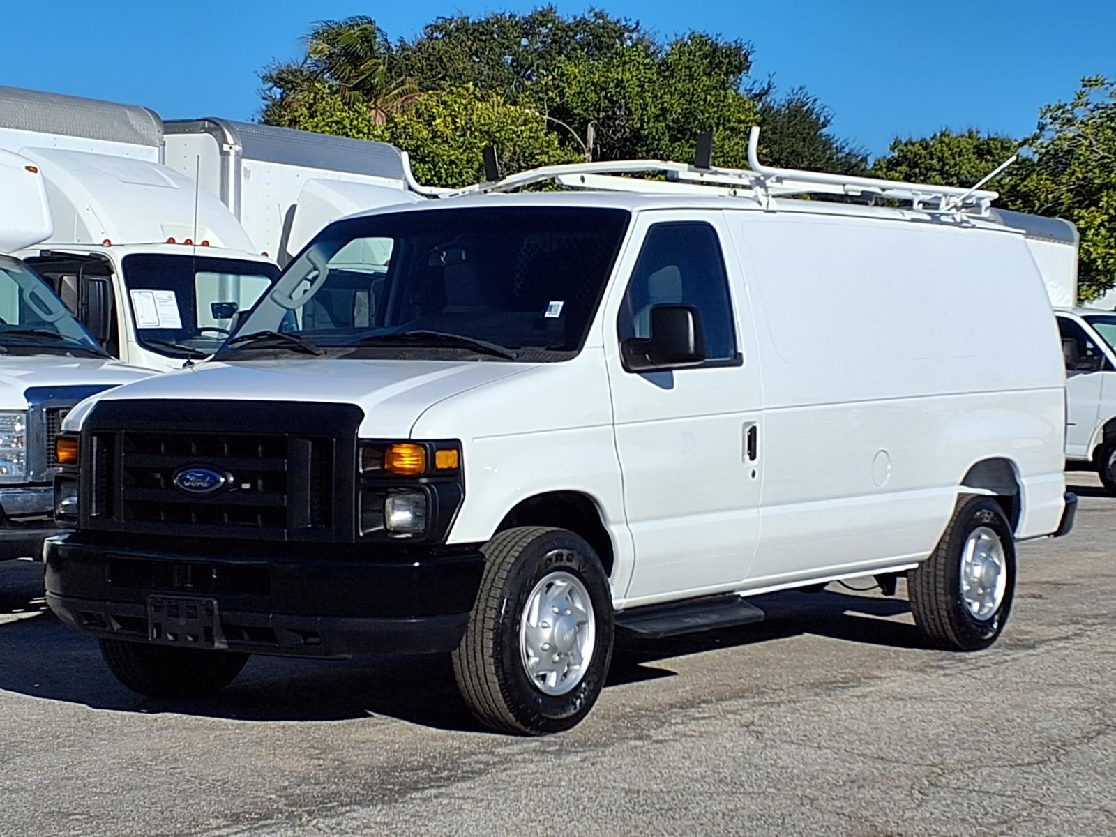 Used 2012 Ford E-250 - photo 10