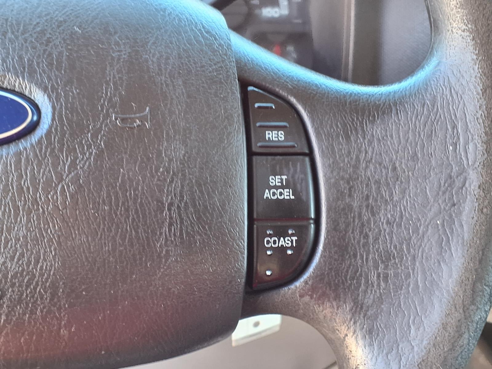 Used 2017 Ford E-450 - photo 34