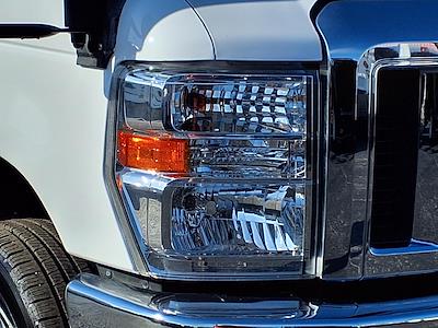 Used 2018 Ford E-350 - photo 1