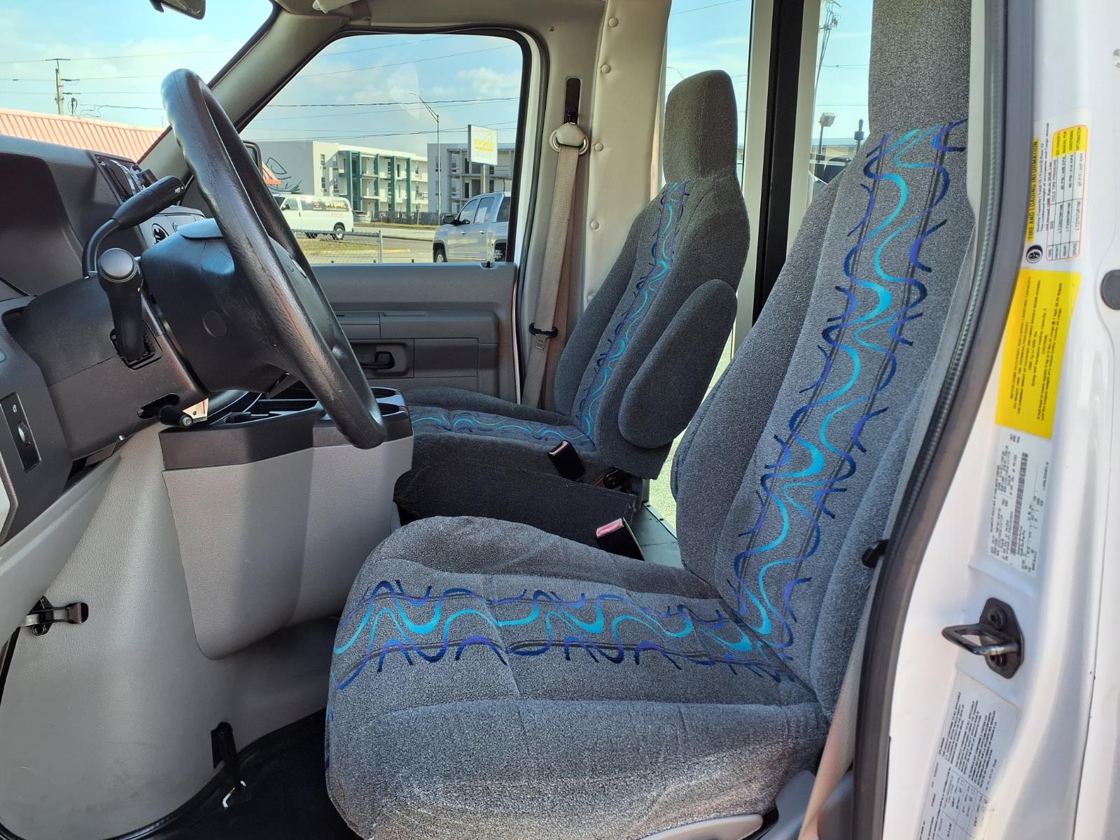 Used 2016 Ford E-350 - photo 15