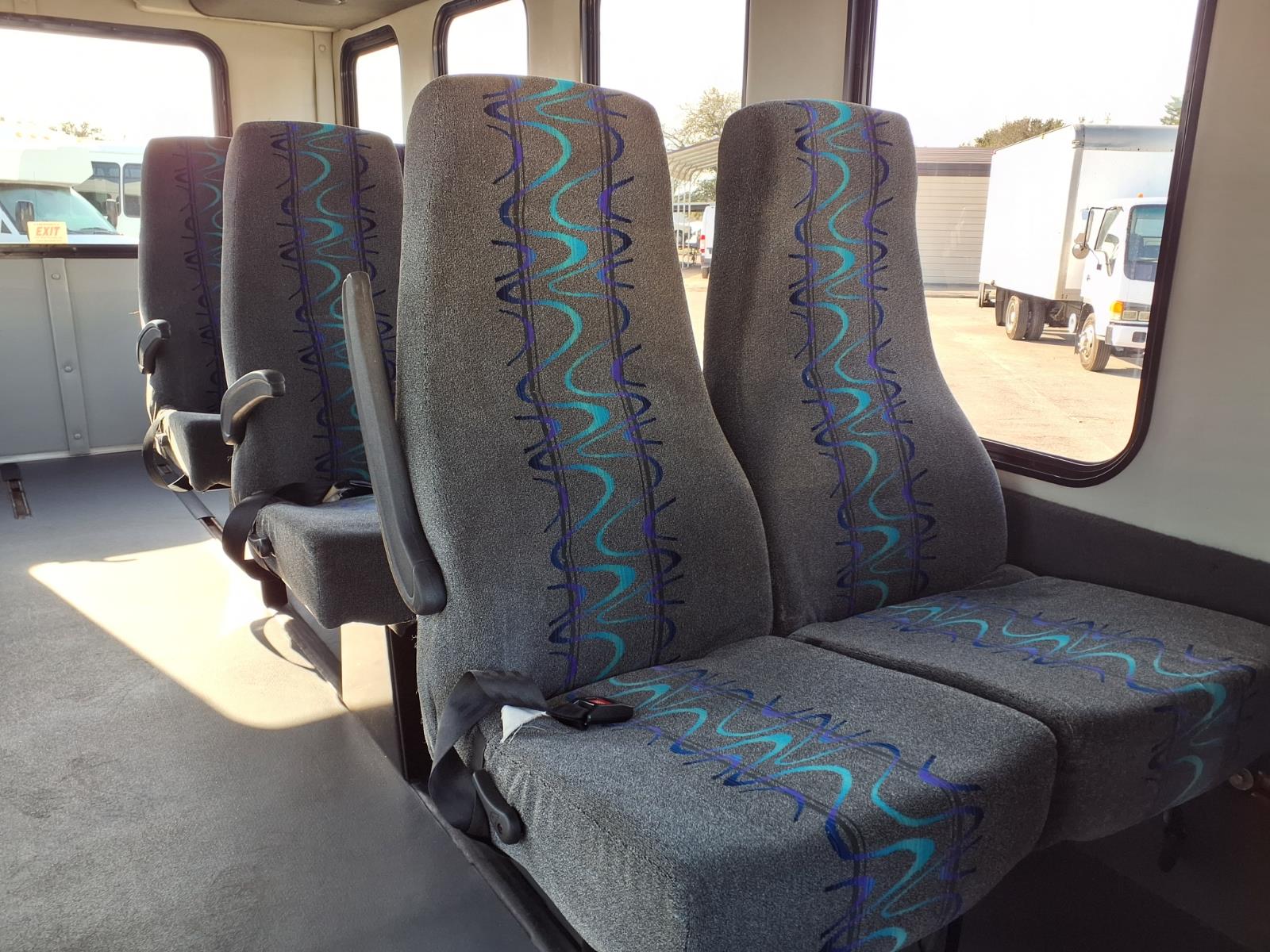 Used 2016 Ford E-350 - photo 20