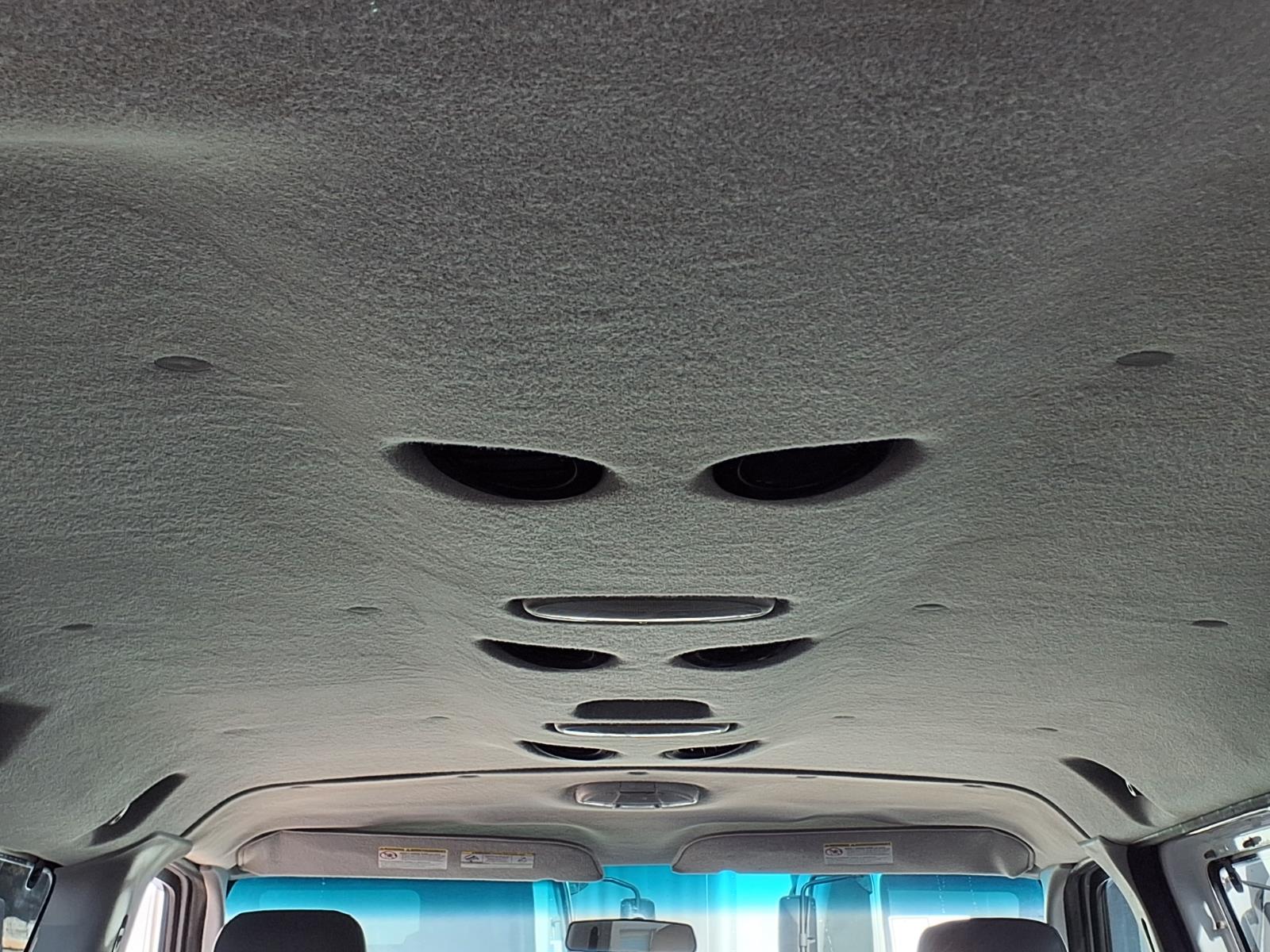 Used 2011 Ford E-350 - photo 21