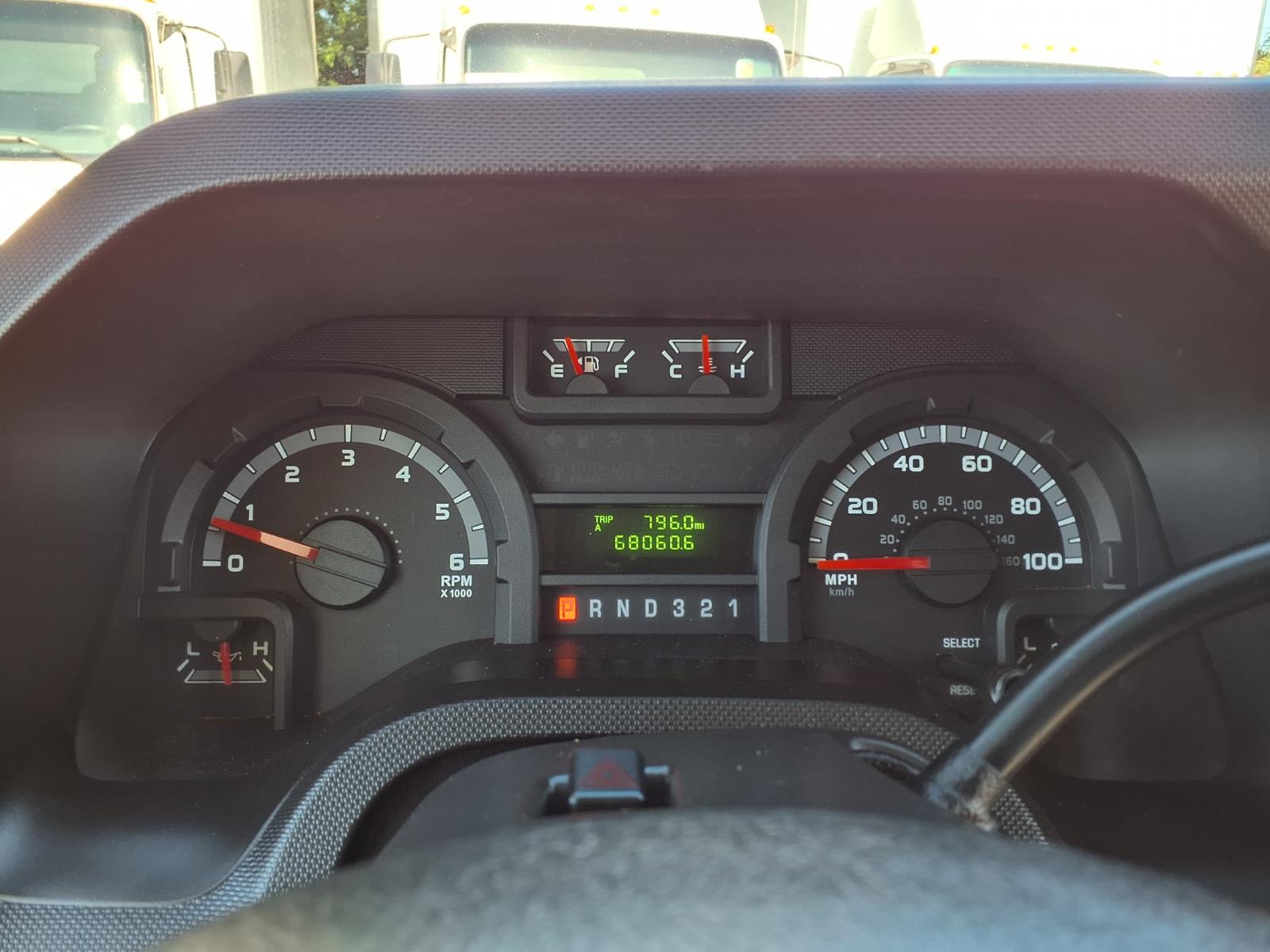 Used 2016 Ford E-350 Shuttle Bus - photo 36