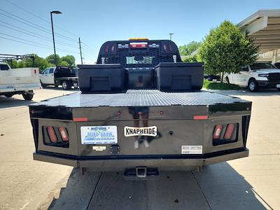 Used 2022 Ram 3500 Tradesman Crew Cab 4x4 Flatbed Truck for sale #MSC240893A - photo 2