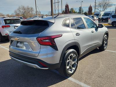 Used 2024 Chevrolet Trax LT for sale #R8553422W - photo 2