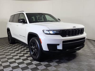 Used 2024 Jeep Grand Cherokee L Altitude 4x4 SUV for sale #R8556527U - photo 1