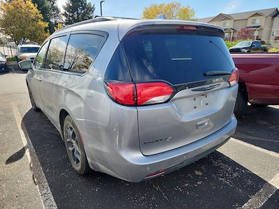 2018 Chrysler Pacifica FWD Minivan for sale #SR542602V - photo 2