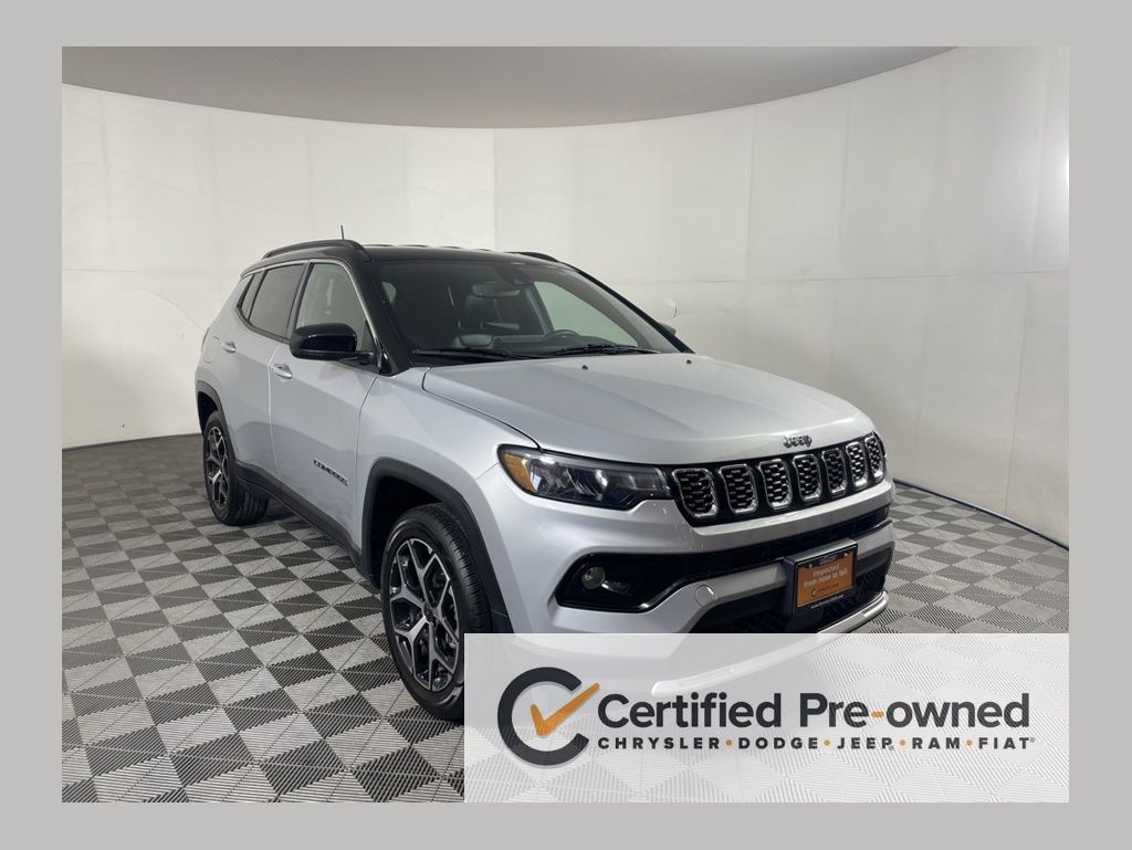 Used 2025 Jeep Compass - photo 1