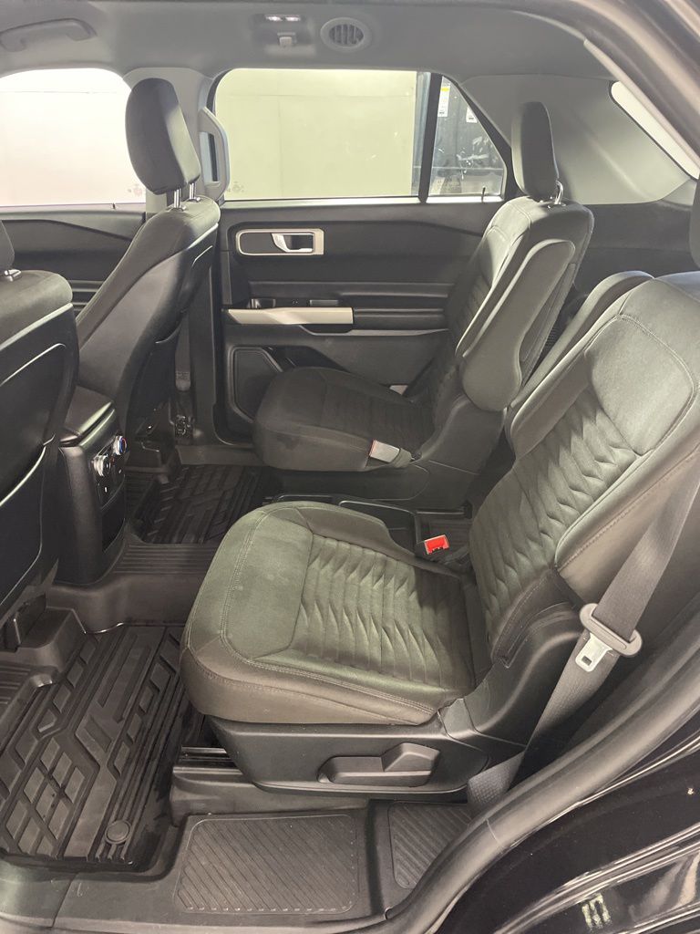 Used 2020 Ford Explorer - photo 9