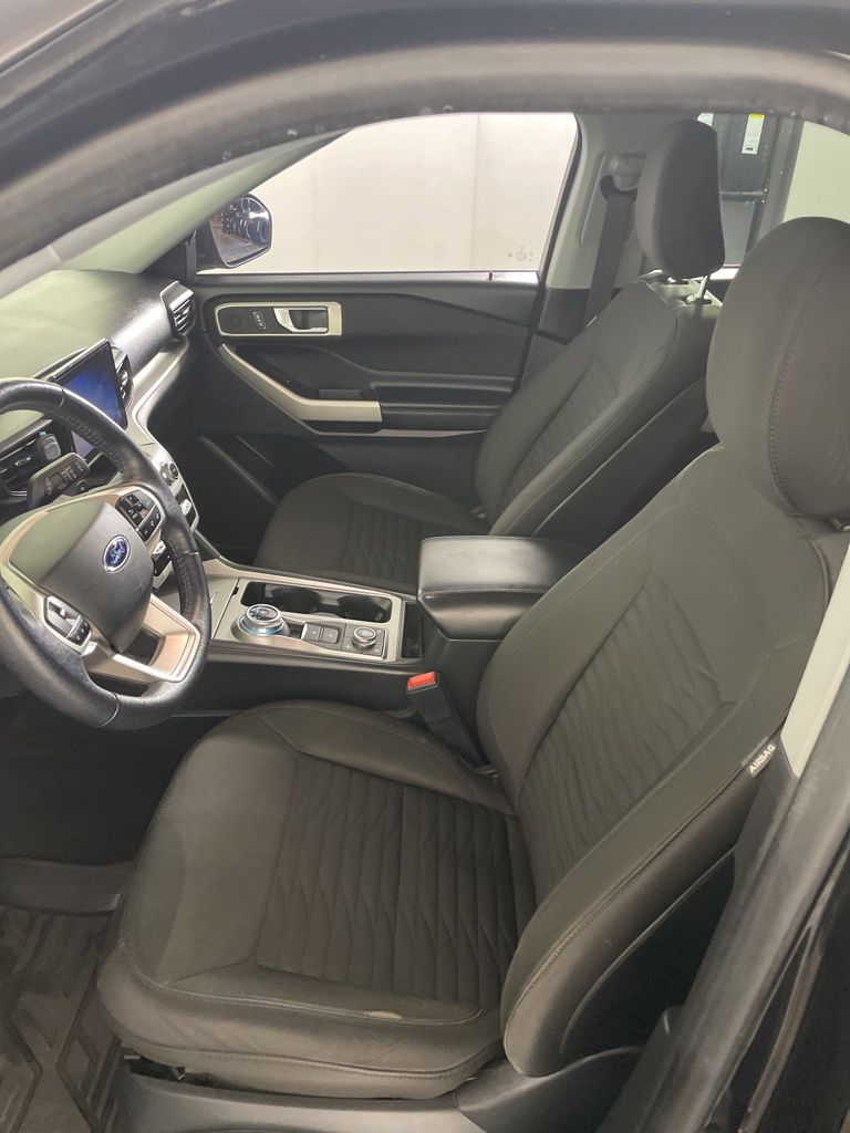 Used 2020 Ford Explorer - photo 5