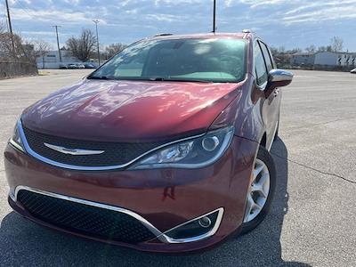 Used 2020 Chrysler Pacifica - photo 1