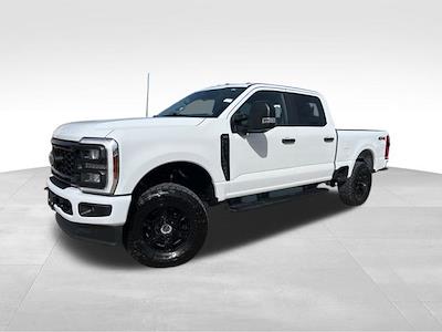 Used 2024 Ford F-250 - photo 1