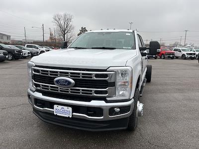 2024 Ford F-350 Super Cab DRW 4x4 Pickup for sale #REF40422 - photo 2