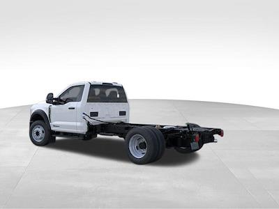 New 2026 Ford F-600 - photo 2