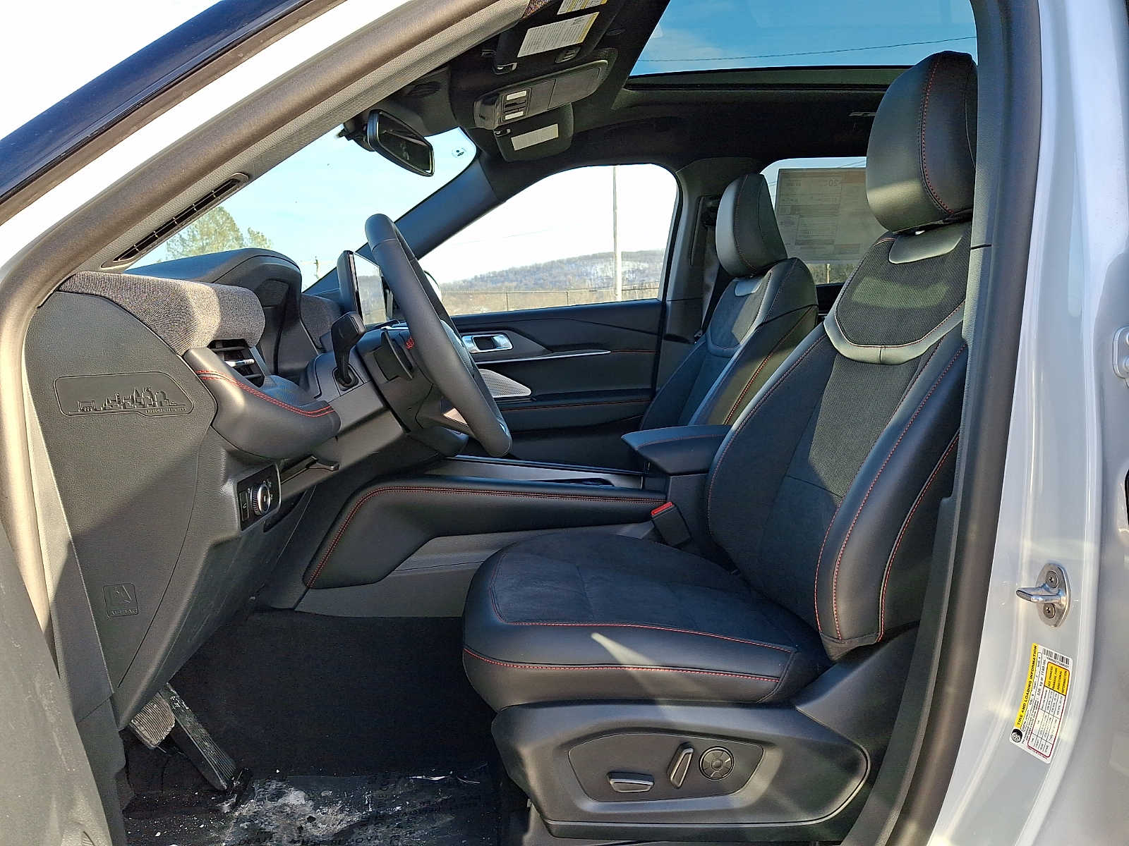 New 2026 Ford Explorer - photo 15