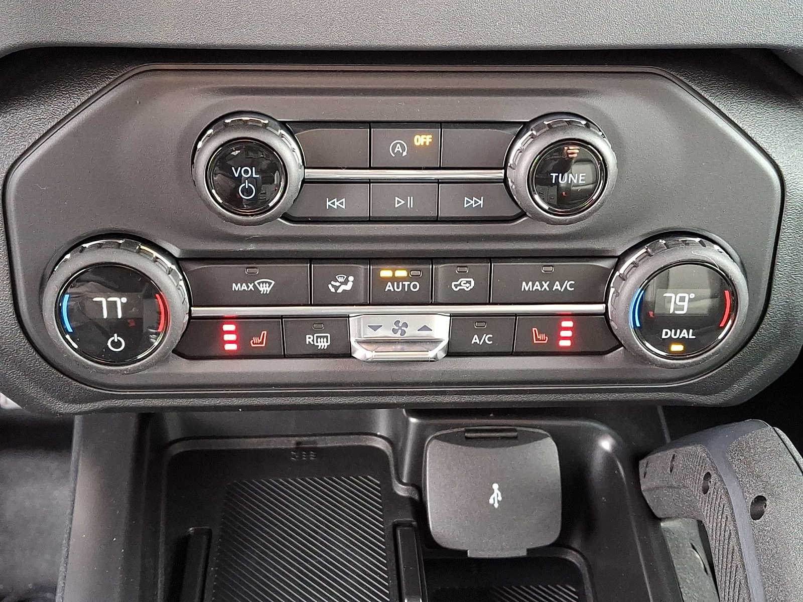 New 2026 Ford Bronco - photo 15