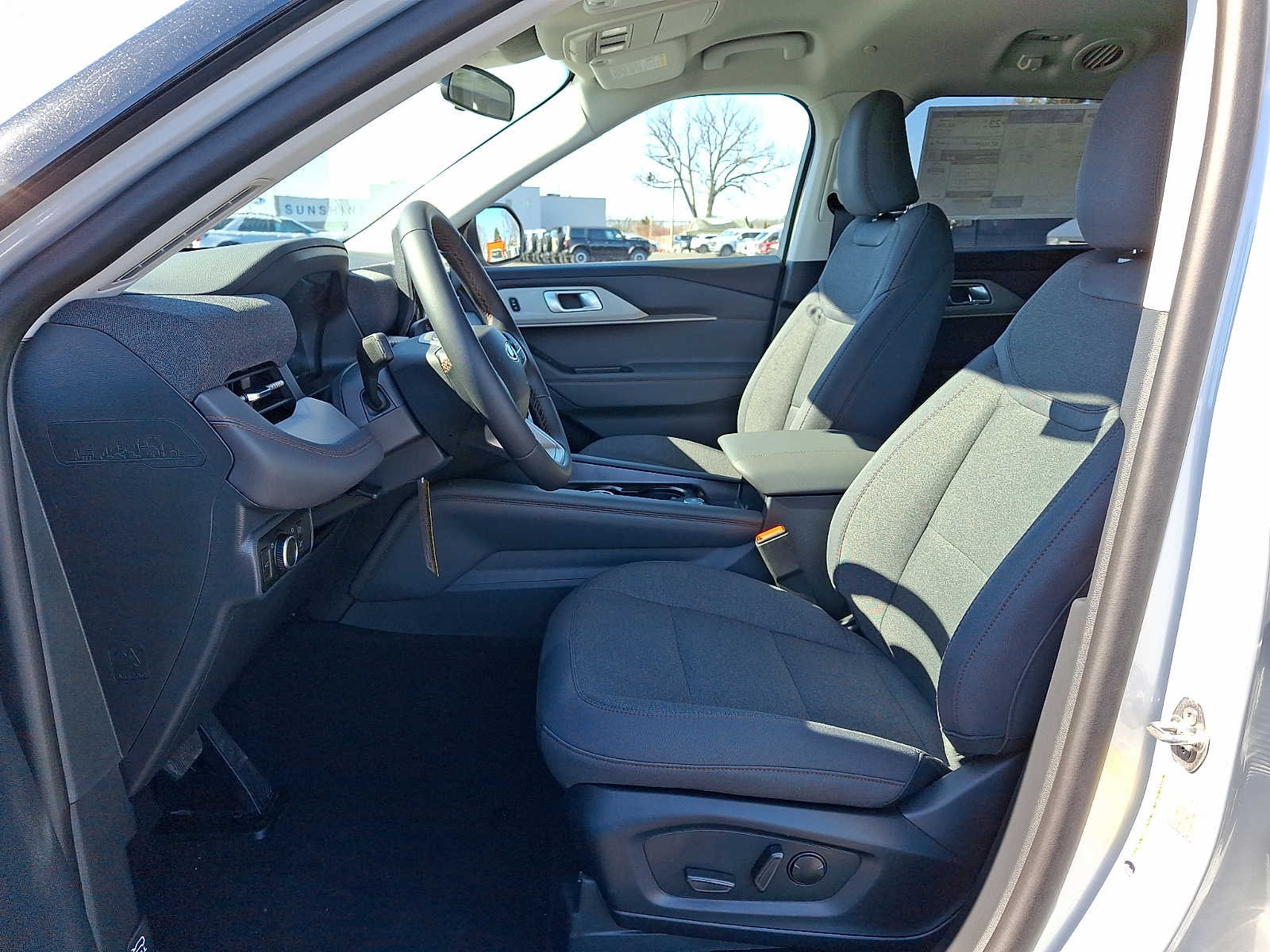 New 2026 Ford Explorer - photo 14