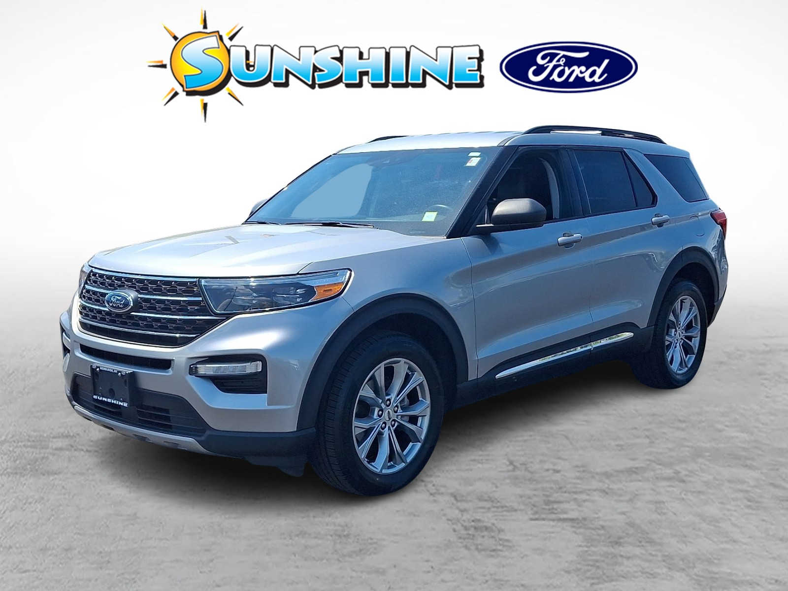Used 2023 Ford Explorer - photo 2