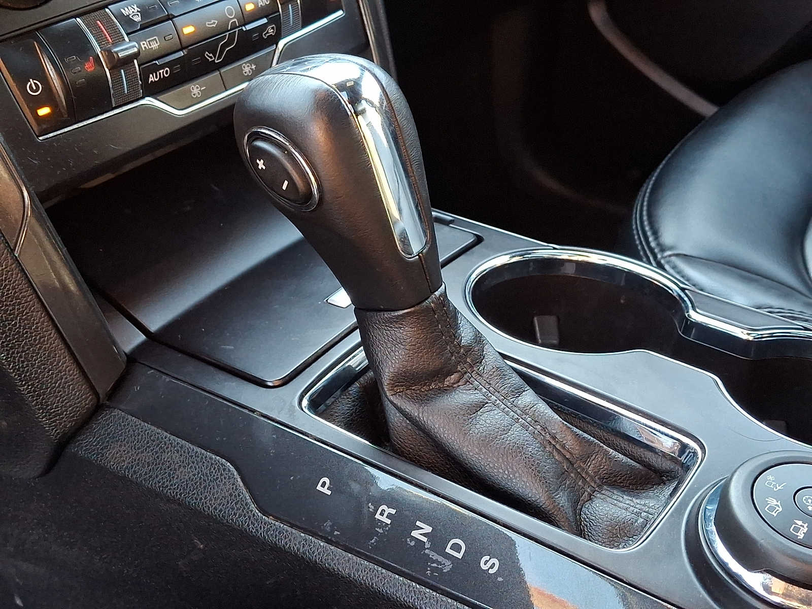 Used 2019 Ford Explorer - photo 18