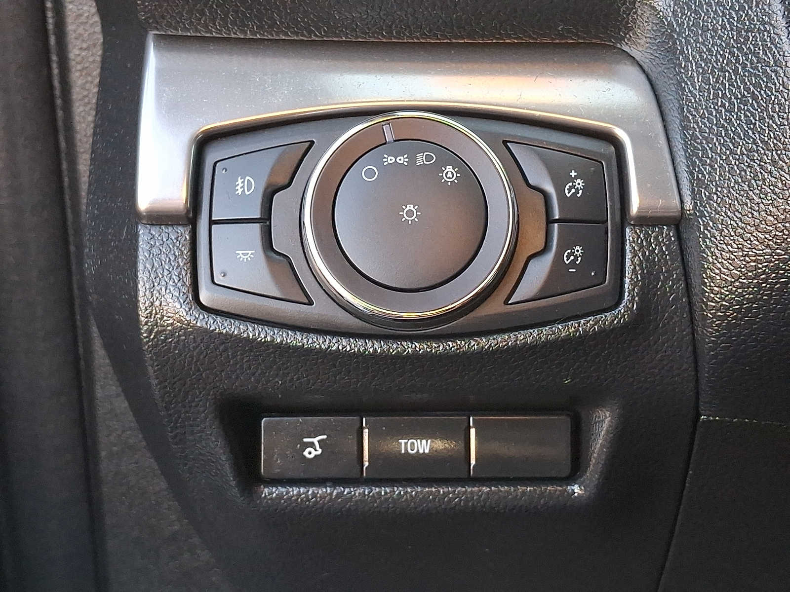 Used 2019 Ford Explorer - photo 29