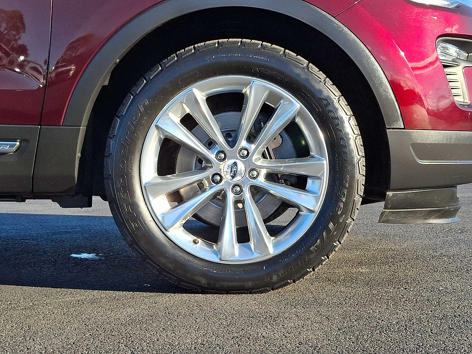 Used 2019 Ford Explorer - photo 10