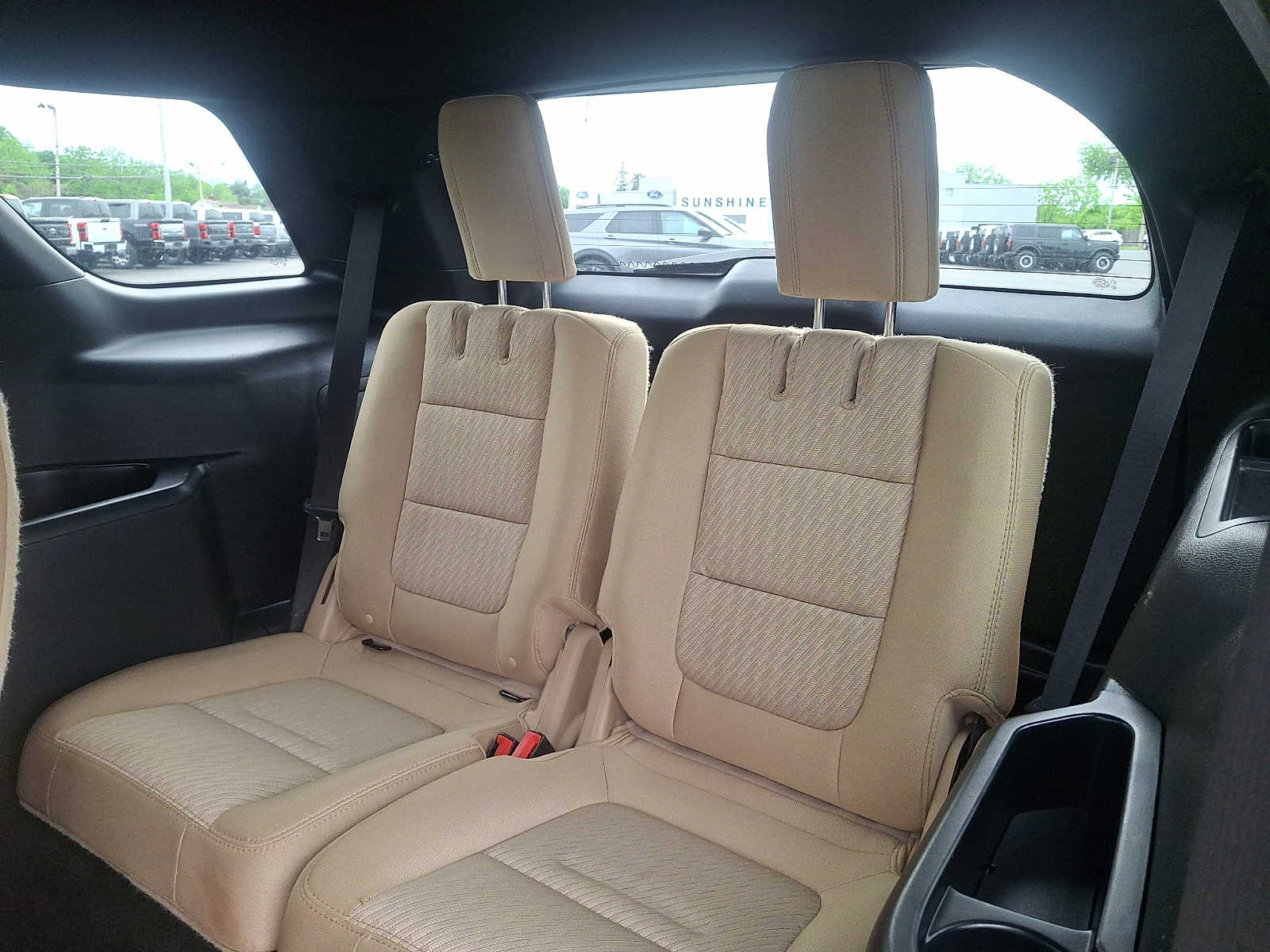 Used 2017 Ford Explorer - photo 13