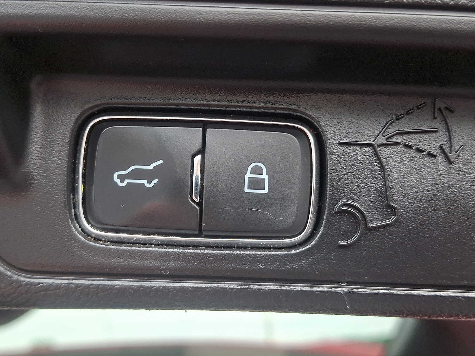 Used 2020 Ford Explorer - photo 31