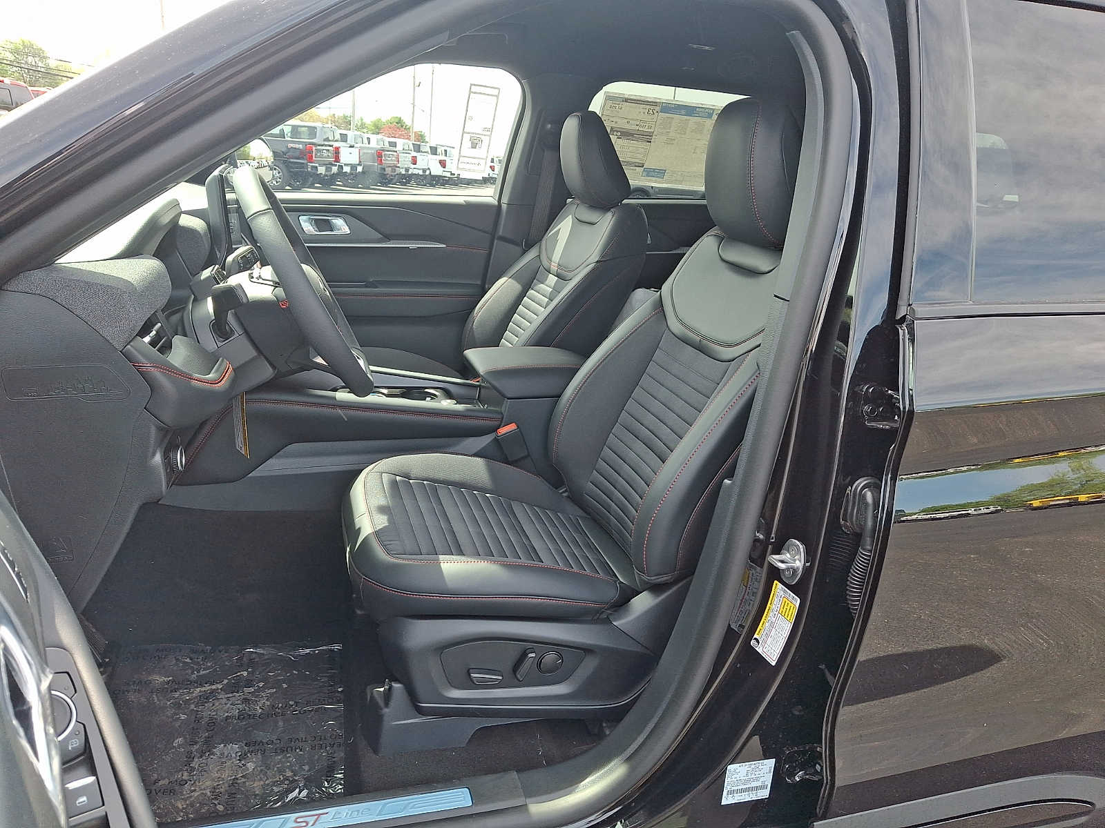 New 2026 Ford Explorer - photo 14