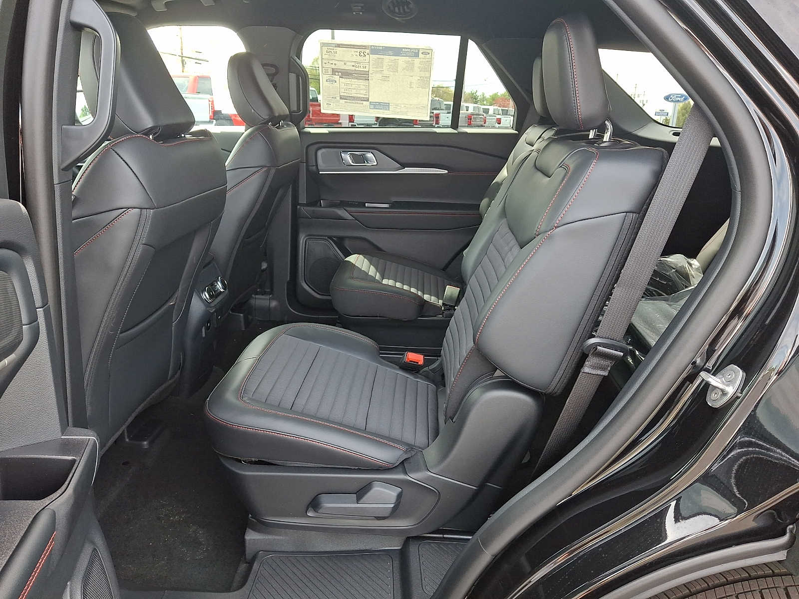New 2026 Ford Explorer - photo 10