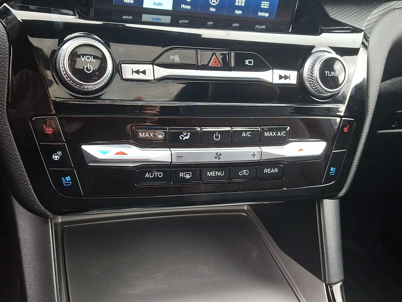 Used 2022 Ford Explorer - photo 20