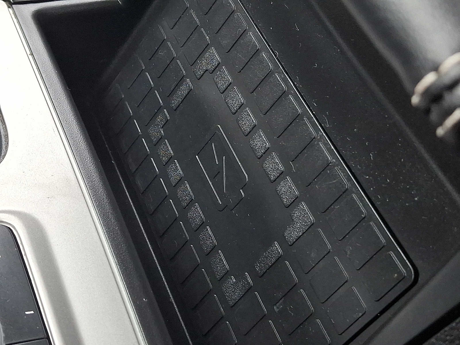 Used 2022 Ford Explorer - photo 30