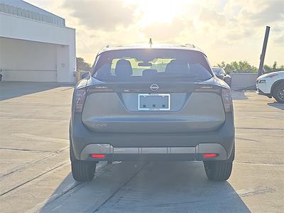 New 2026 Nissan Kicks - photo 1