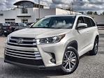 2017 Toyota Highlander FWD SUV for sale #23260547AA - photo 1