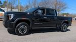 New 2025 GMC Sierra 2500 Denali Ultimate Crew Cab 4WD Pickup for sale #2350440 - photo 40