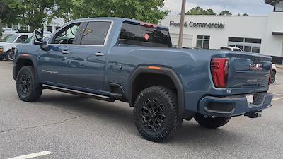 New 2025 GMC Sierra 2500 Denali Crew Cab 4WD Pickup for sale #2350576 - photo 2