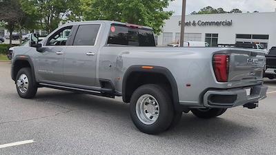 2025 GMC Sierra 3500 Crew Cab 4WD Pickup for sale #2350580 - photo 2