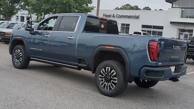 New 2025 GMC Sierra 2500 Denali Ultimate Crew Cab 4WD Pickup for sale #2350636 - photo 2