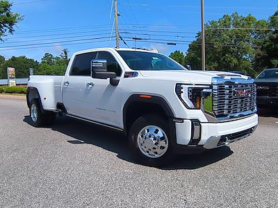 2025 GMC Sierra 3500 Crew Cab 4WD Pickup for sale #2350676 - photo 1