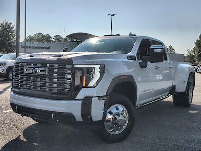 New 2025 GMC Sierra 3500 Denali Ultimate Crew Cab 4WD Pickup for sale #2350905 - photo 1