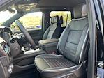 New 2025 GMC Yukon AT4 Ultimate 4WD SUV for sale #2350997 - photo 17